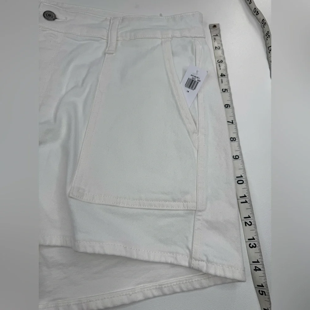 NWT Old Navy High Rise Secret Smooth Pockets Utility Shorts Womens Size 16